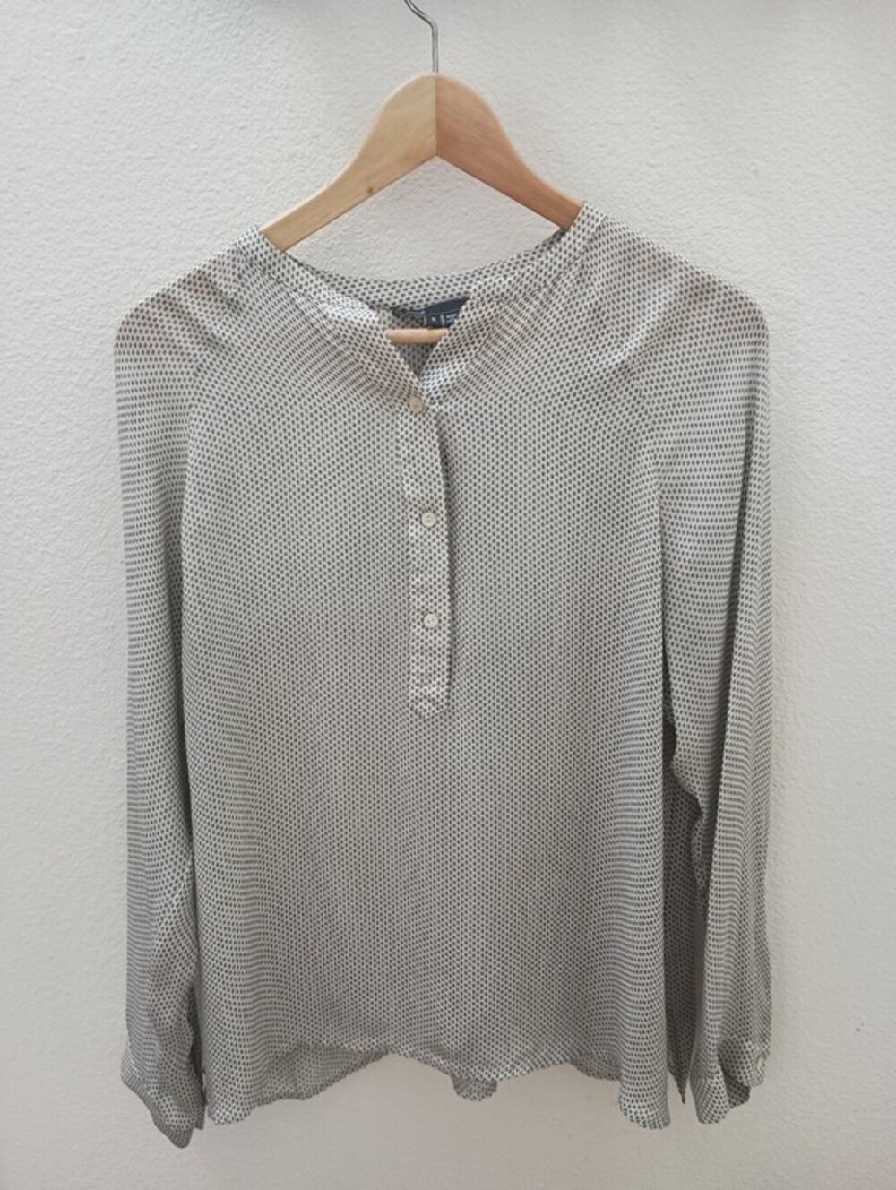 Vince 100% Silk Geometric Print Henley Popover Blouse Small